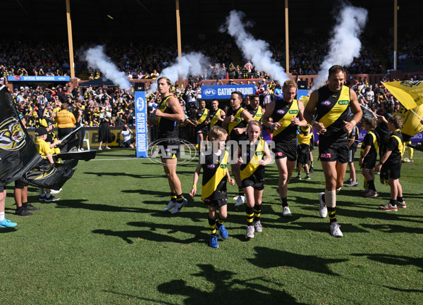 AFL 2024 Round 04 - Richmond v St Kilda - A-47059348
