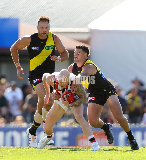 AFL 2024 Round 04 - Richmond v St Kilda - A-47060457