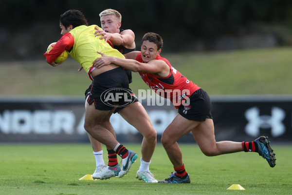 AFL 2024 Training - Essendon 090424 - A-47116773