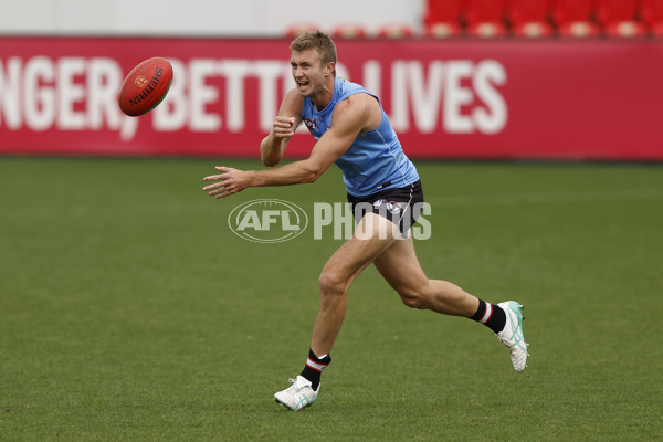 AFL 2024 Training - St Kilda 110424 - A-47125267