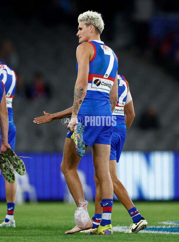 AFL 2024 Round 05 - Western Bulldogs v Essendon - A-47152759