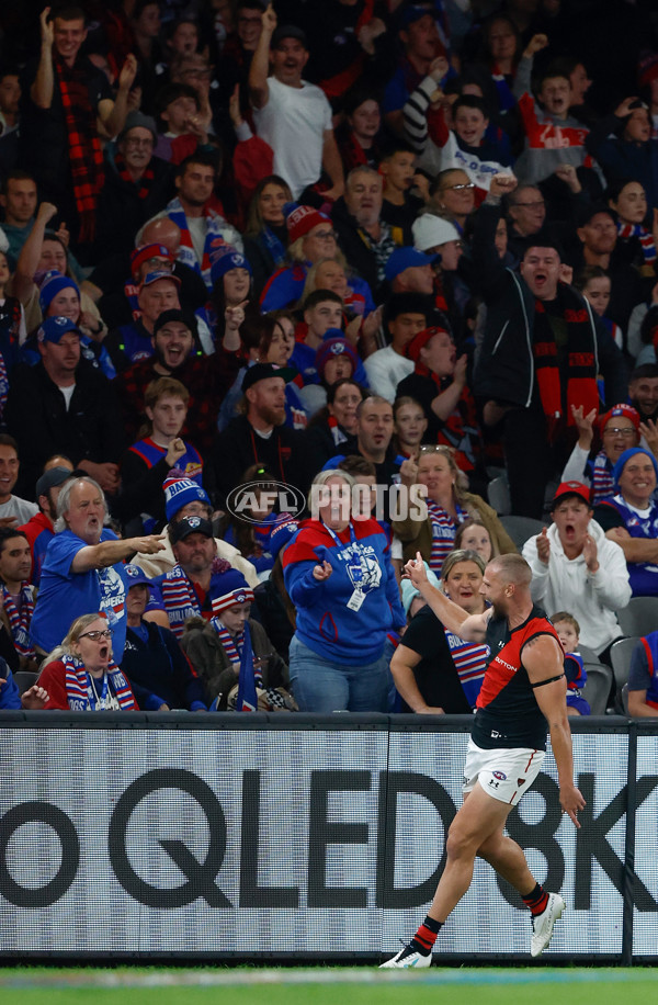 AFL 2024 Round 05 - Western Bulldogs v Essendon - A-47154148