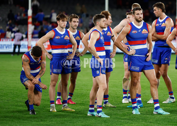 AFL 2024 Round 05 - Western Bulldogs v Essendon - A-47163489