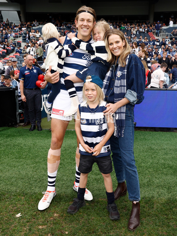 AFL 2024 Round 05 - Geelong v North Melbourne - A-47210669