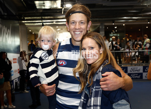 AFL 2024 Round 05 - Geelong v North Melbourne - A-47217185