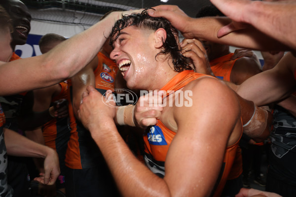 AFL 2024 Round 07 - GWS v Brisbane - A-48194687