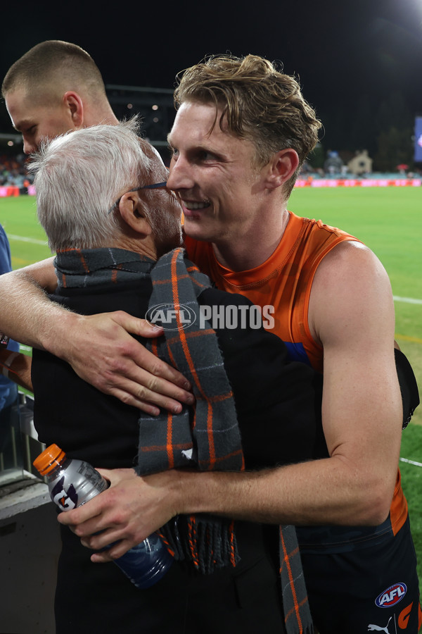 AFL 2024 Round 07 - GWS v Brisbane - A-48194698