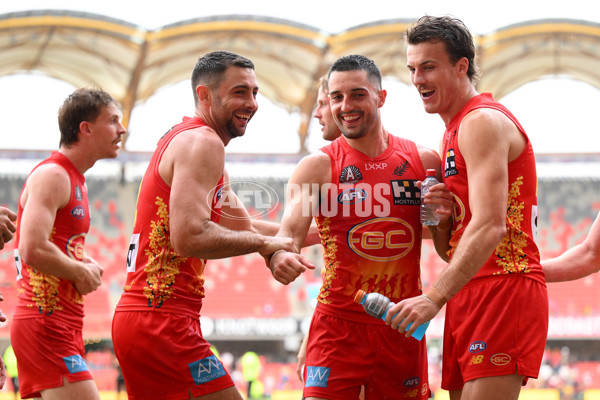 AFL 2024 Round 07 - Gold Coast v West Coast - A-48254543