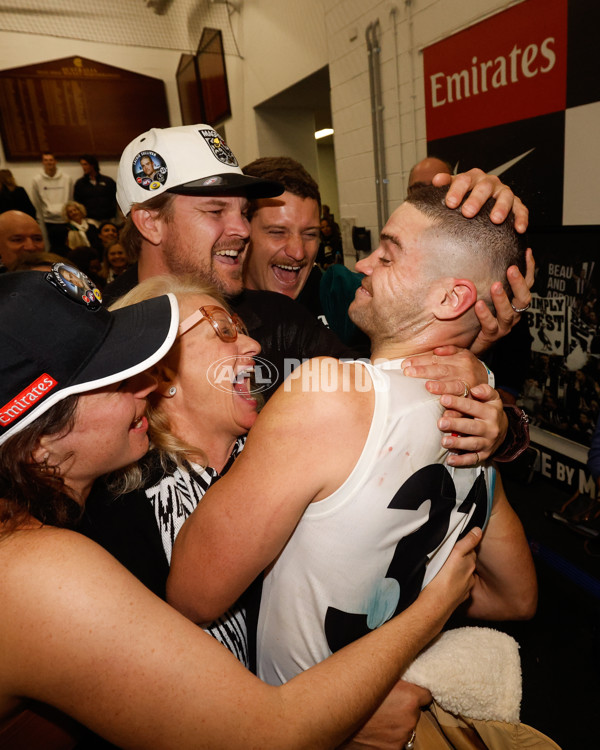 AFL 2024 Round 08 - Carlton v Collingwood - A-48696788