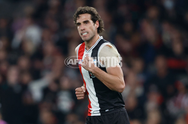 AFL 2024 Round 08 - St Kilda v North Melbourne - A-48721045
