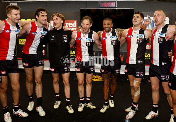 AFL 2024 Round 08 - St Kilda v North Melbourne - A-48733695