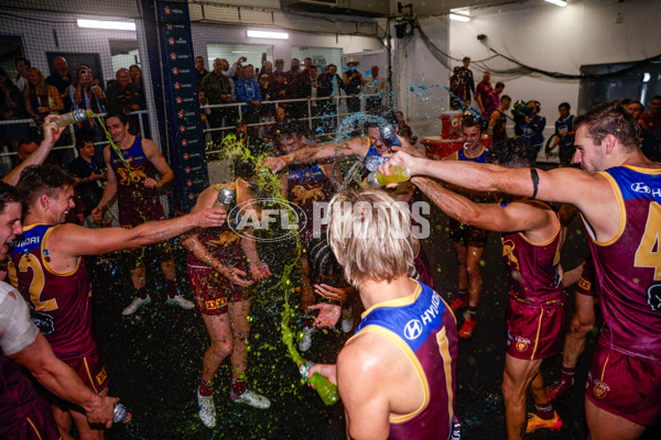 AFL 2024 Round 08 - Brisbane v Gold Coast - A-48787472