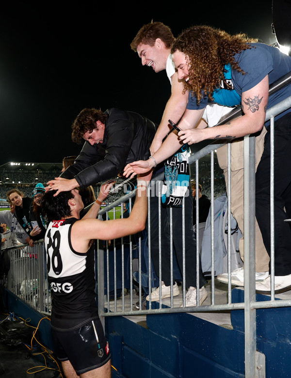 AFL 2024 Round 09 - Geelong v Port Adelaide - A-49089194