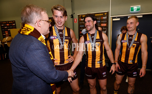 AFL 2024 Round 09 - Hawthorn v St Kilda - A-49112455