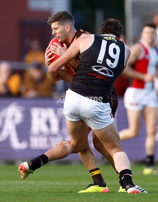 AFL 2024 Round 09 - Hawthorn v St Kilda - A-49122505