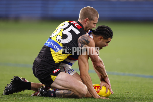 AFL 2024 Round 09 - Richmond v Western Bulldogs - A-49136334