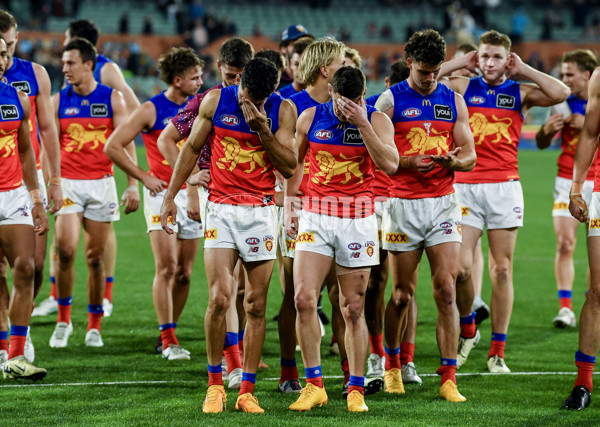 AFL 2024 Round 09 - Adelaide v Brisbane - A-49157067