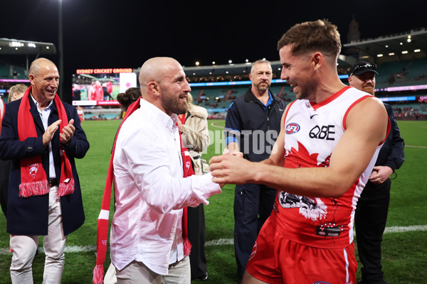 AFL 2024 Round 10 - Sydney v Carlton - A-49452247