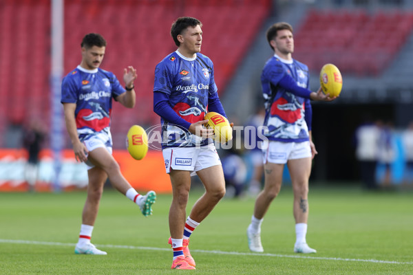 AFL 2024 Round 10 - GWS v Western Bulldogs - A-49457720