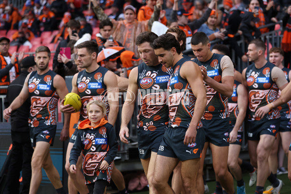 AFL 2024 Round 10 - GWS v Western Bulldogs - A-49460528