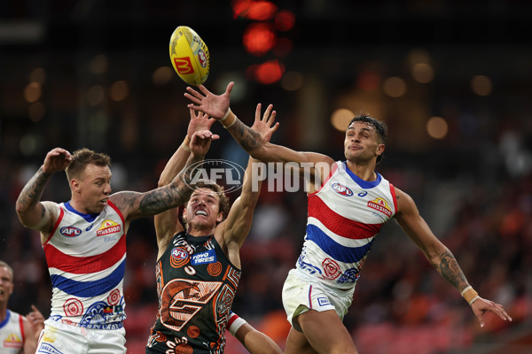 AFL 2024 Round 10 - GWS v Western Bulldogs - A-49460582