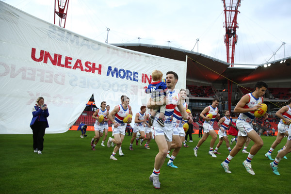 AFL 2024 Round 10 - GWS v Western Bulldogs - A-49462880