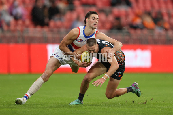 AFL 2024 Round 10 - GWS v Western Bulldogs - A-49463047