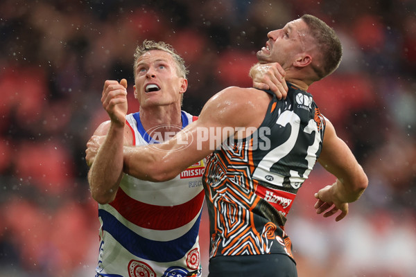 AFL 2024 Round 10 - GWS v Western Bulldogs - A-49463050