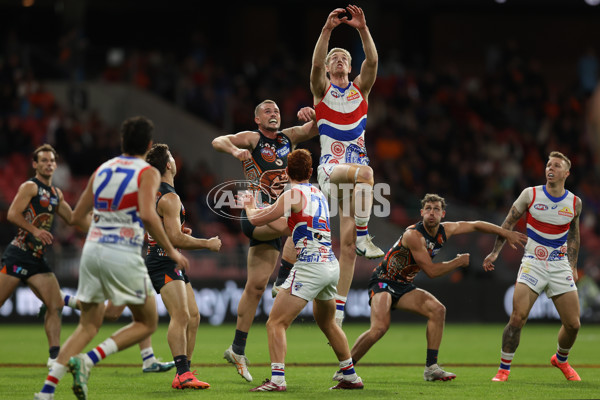 AFL 2024 Round 10 - GWS v Western Bulldogs - A-49463095