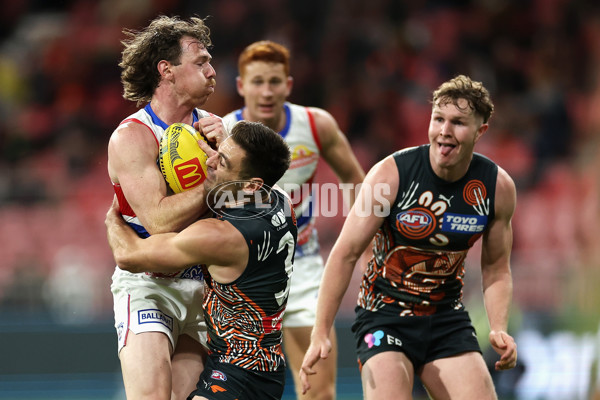 AFL 2024 Round 10 - GWS v Western Bulldogs - A-49465461