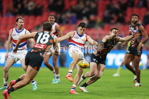 AFL 2024 Round 10 - GWS v Western Bulldogs - A-49465462