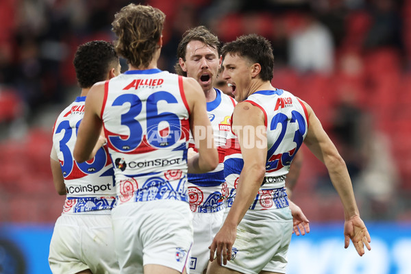 AFL 2024 Round 10 - GWS v Western Bulldogs - A-49465465