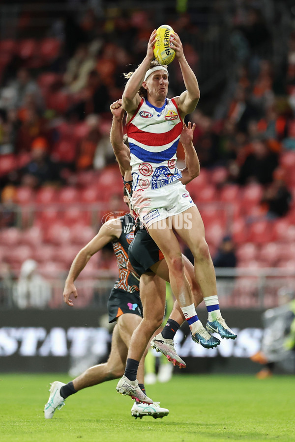 AFL 2024 Round 10 - GWS v Western Bulldogs - A-49465474