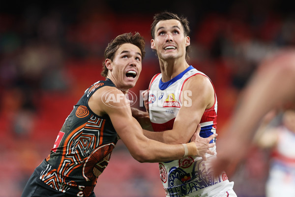 AFL 2024 Round 10 - GWS v Western Bulldogs - A-49465512