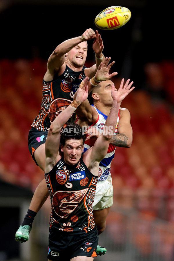 AFL 2024 Round 10 - GWS v Western Bulldogs - A-49465555