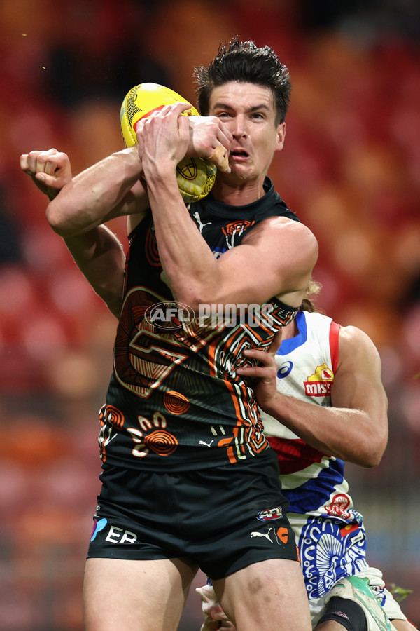 AFL 2024 Round 10 - GWS v Western Bulldogs - A-49465556