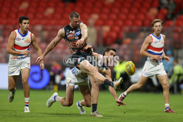 AFL 2024 Round 10 - GWS v Western Bulldogs - A-49465769