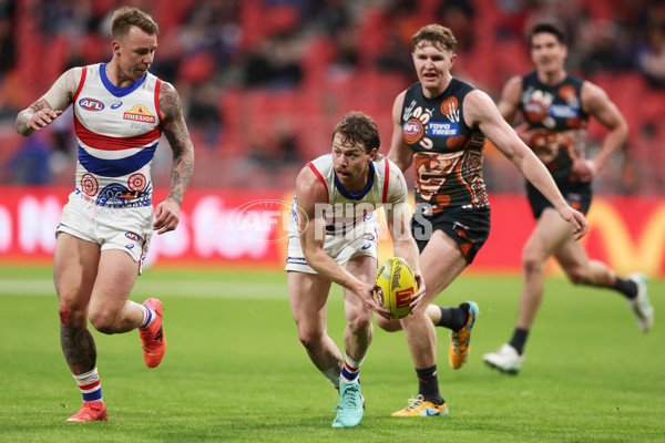 AFL 2024 Round 10 - GWS v Western Bulldogs - A-49465788