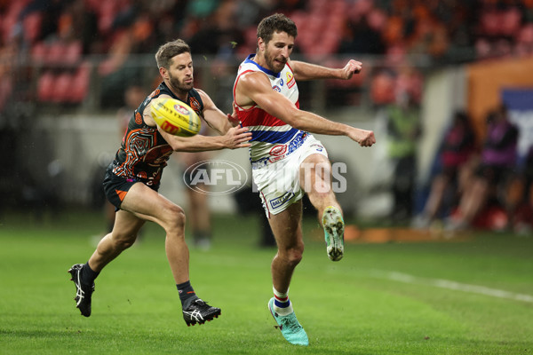 AFL 2024 Round 10 - GWS v Western Bulldogs - A-49465834