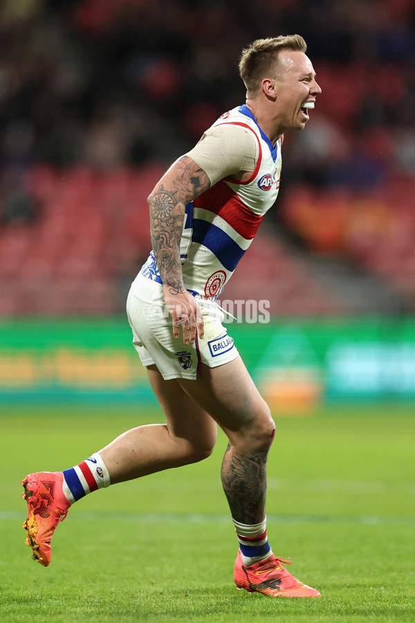 AFL 2024 Round 10 - GWS v Western Bulldogs - A-49465845