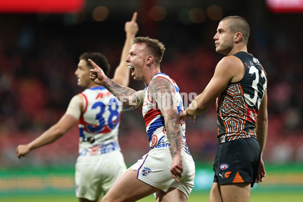 AFL 2024 Round 10 - GWS v Western Bulldogs - A-49468388