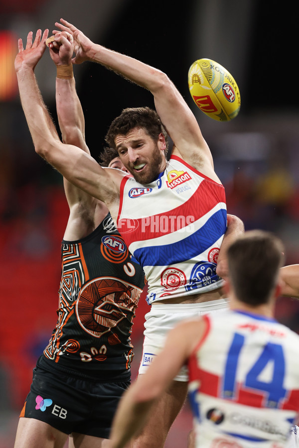 AFL 2024 Round 10 - GWS v Western Bulldogs - A-49468404