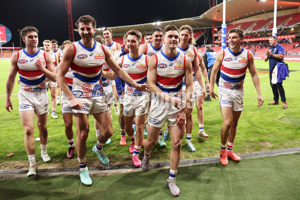 AFL 2024 Round 10 - GWS v Western Bulldogs - A-49468477