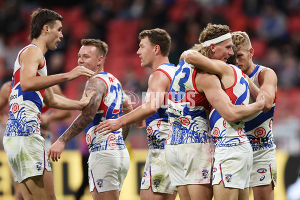 AFL 2024 Round 10 - GWS v Western Bulldogs - A-49471337