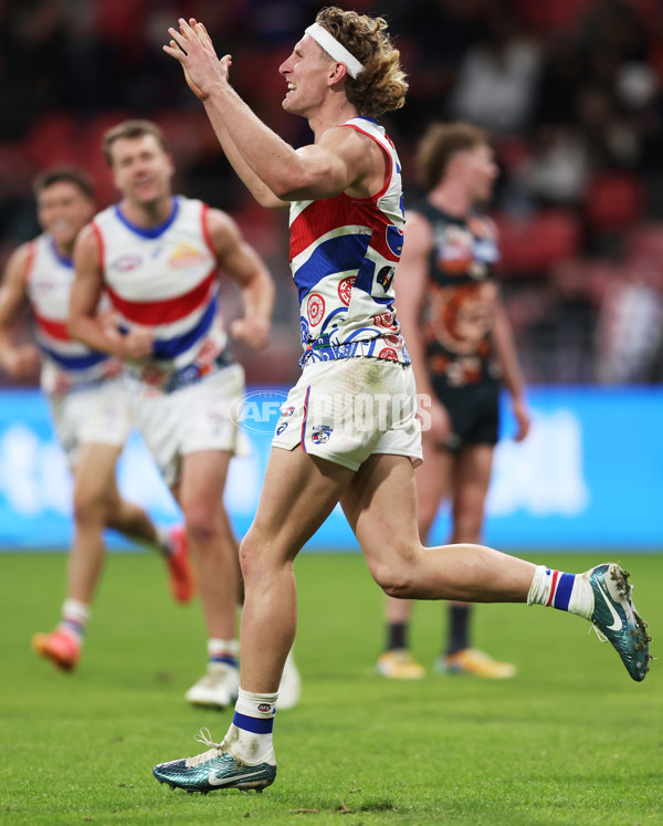 AFL 2024 Round 10 - GWS v Western Bulldogs - A-49471343