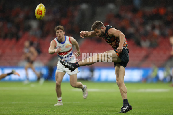 AFL 2024 Round 10 - GWS v Western Bulldogs - A-49471526