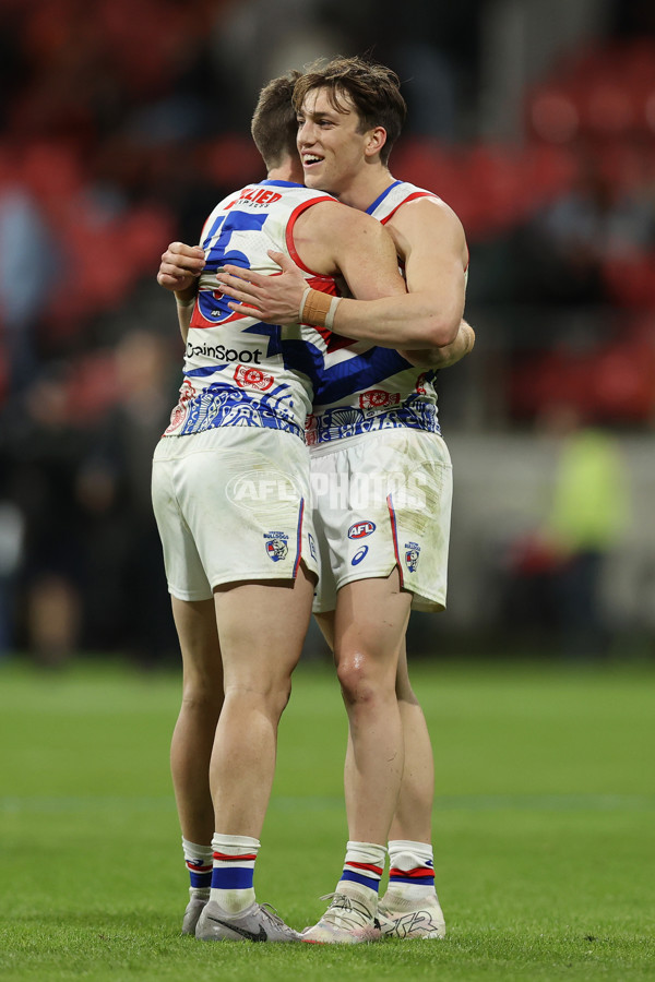 AFL 2024 Round 10 - GWS v Western Bulldogs - A-49471585