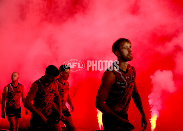AFL 2024 Round 10 - Essendon v North Melbourne - A-49489861