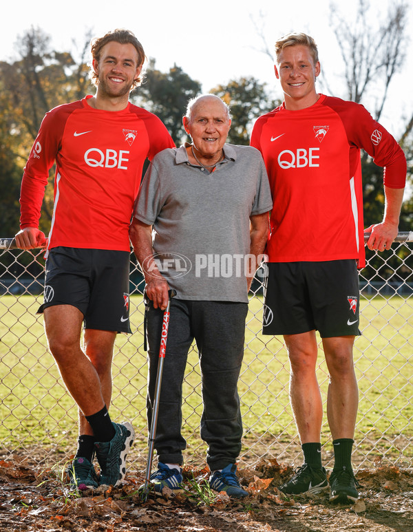 AFL 2024 Training - Sydney 220524 - A-49579942