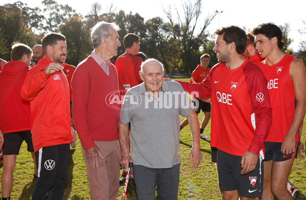 AFL 2024 Training - Sydney 220524 - A-49605171